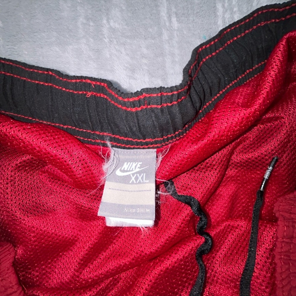 Nike Gray Tag Red Mesh Lined Swoosh Swim Board Shorts VINTAGE Y2K MENS XXL - Picture 4 of 10